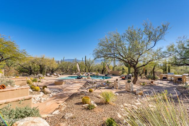 11200 E Camino Del Sahuaro, Tucson, AZ 85749