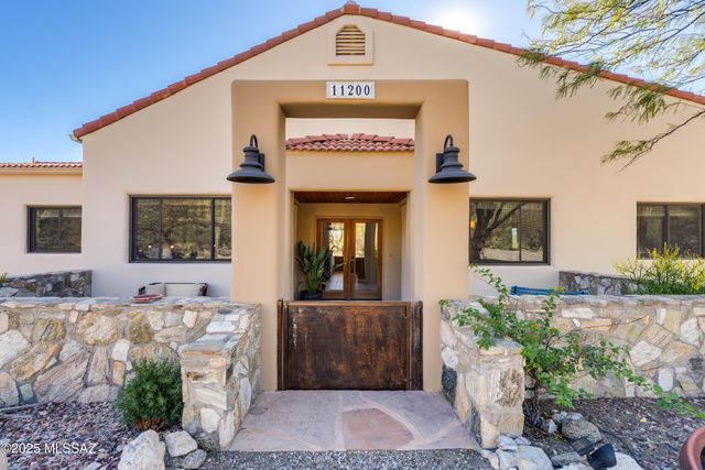 11200 E Camino Del Sahuaro, Tucson, AZ 85749