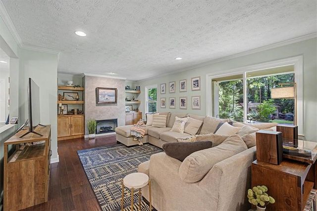 265 Pinetree Drive, Marietta, GA 30068