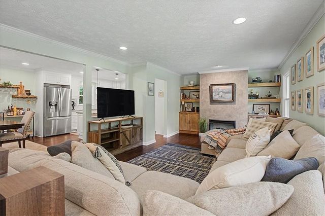 265 Pinetree Drive, Marietta, GA 30068