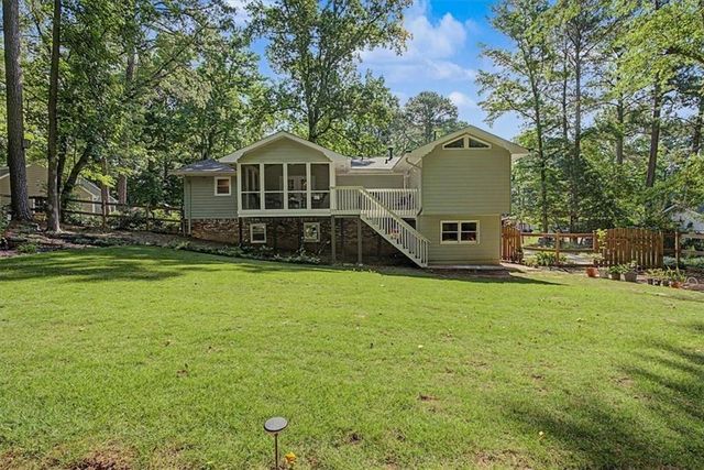 265 Pinetree Drive, Marietta, GA 30068