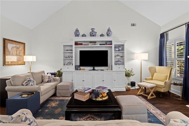 2674 Thornberry Place, Marietta, GA 30066