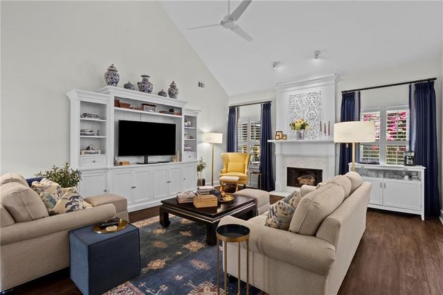 2674 Thornberry Place, Marietta, GA 30066