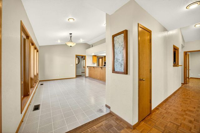 1800 Peachey Road, Ashland, OR 97520