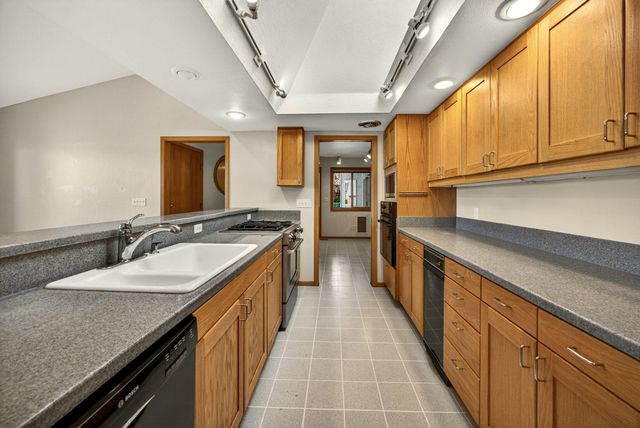 1800 Peachey Road, Ashland, OR 97520