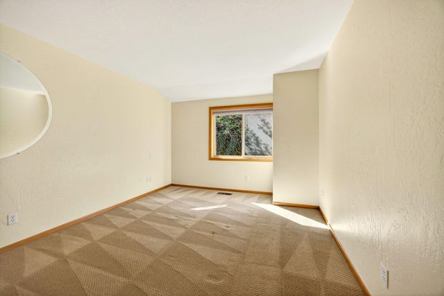 1800 Peachey Road, Ashland, OR 97520