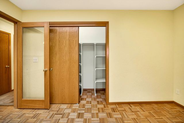 1800 Peachey Road, Ashland, OR 97520