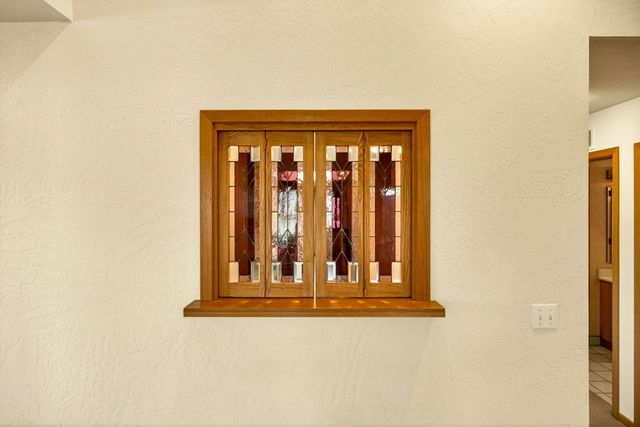 1800 Peachey Road, Ashland, OR 97520