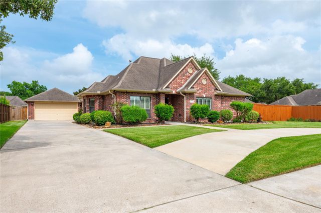 4223 Bolton Avenue, Santa Fe, TX 77510