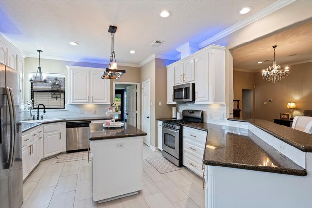 4223 Bolton Avenue, Santa Fe, TX 77510