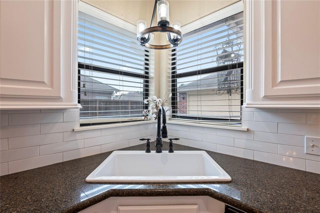 4223 Bolton Avenue, Santa Fe, TX 77510