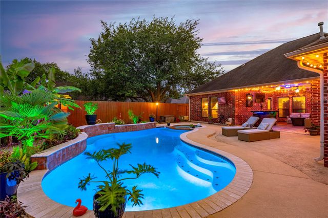 4223 Bolton Avenue, Santa Fe, TX 77510