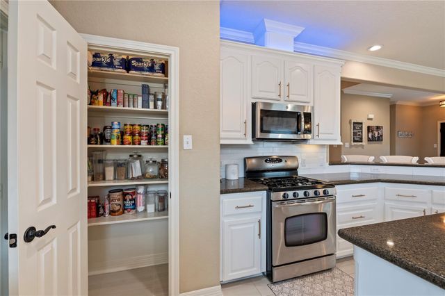 4223 Bolton Avenue, Santa Fe, TX 77510