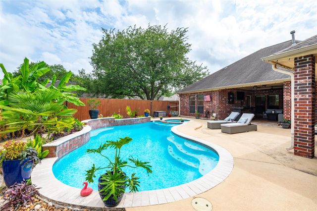 4223 Bolton Avenue, Santa Fe, TX 77510
