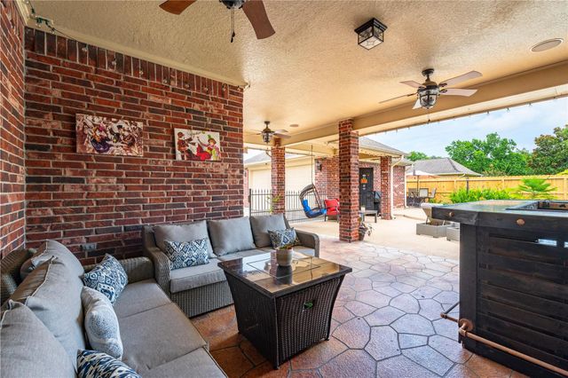 4223 Bolton Avenue, Santa Fe, TX 77510