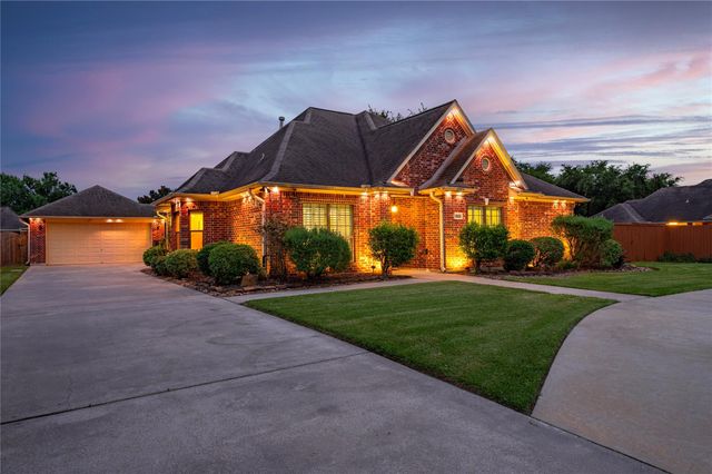 4223 Bolton Avenue, Santa Fe, TX 77510