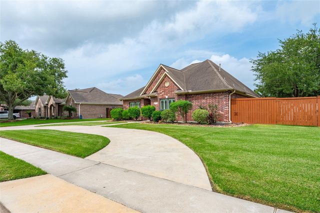4223 Bolton Avenue, Santa Fe, TX 77510