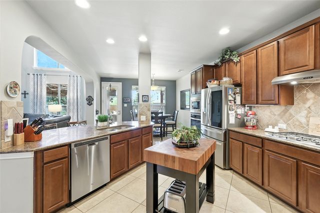 423 Hackworth Street, Roanoke, TX 76262