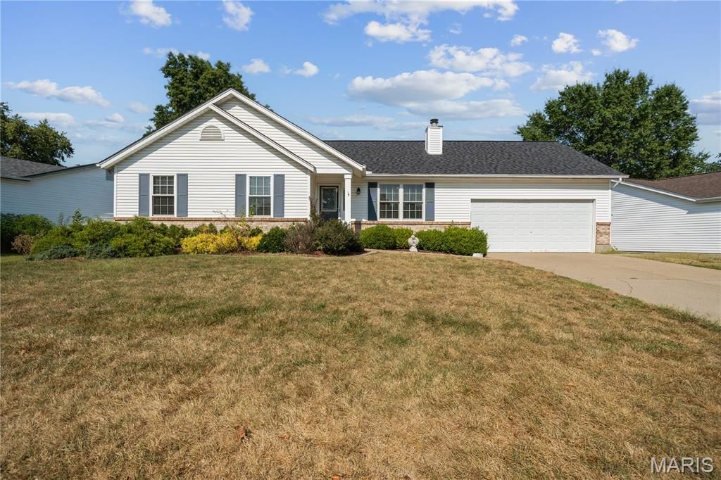 1426 Venus Drive, St Peters, MO 63376