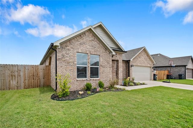 3912 Kent Lane, Springdale, AR 72764