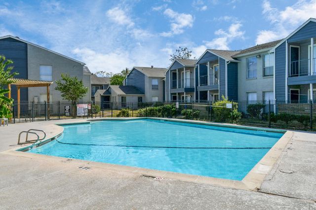 12211 Fondren 1401, Houston, TX 77035