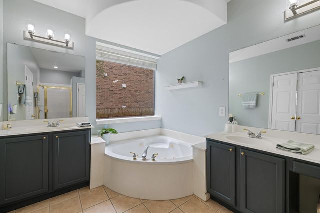 1037 Cashew LN, Cedar Park, TX 78613