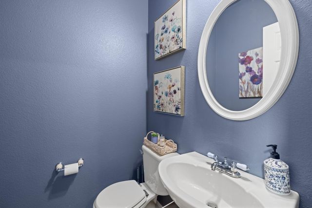 1037 Cashew LN, Cedar Park, TX 78613