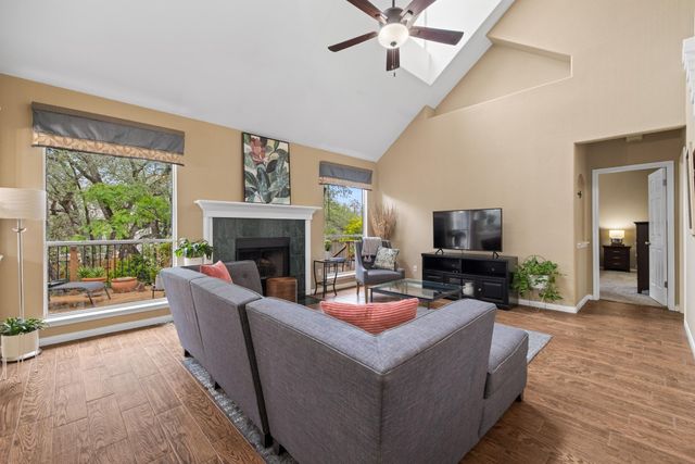 1037 Cashew LN, Cedar Park, TX 78613