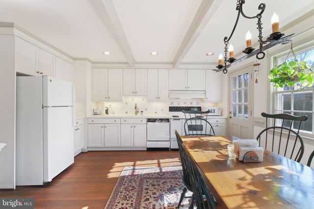 11300 ROLLING HOUSE RD, North Bethesda, MD 20852