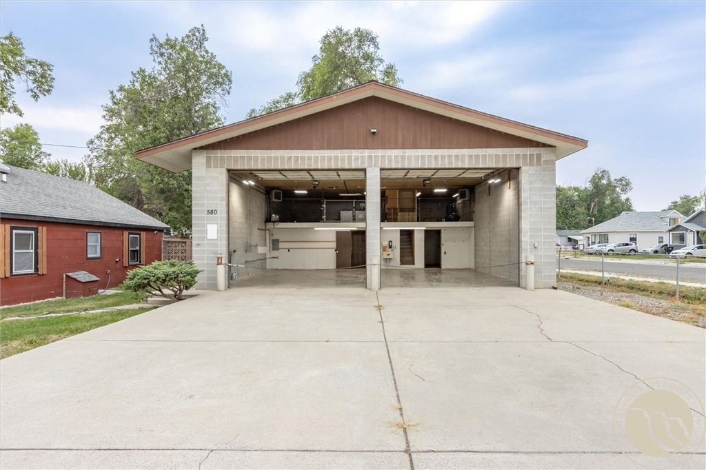 580 Jackson Street, Billings, MT 59101 photo 2