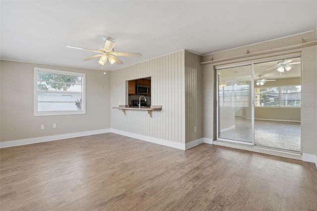 3218 OXFORD DRIVE W, Bradenton, FL 34205