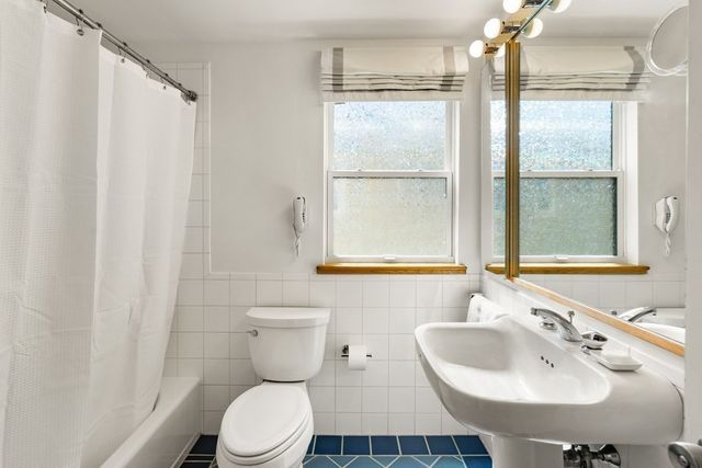 111 Chilton St 111, Cambridge, MA 02138