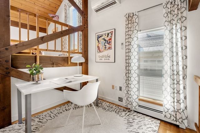 111 Chilton St 111, Cambridge, MA 02138