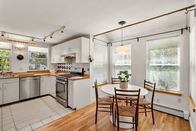 111 Chilton St 111, Cambridge, MA 02138