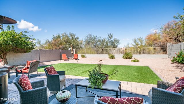 7516 E CHRISTMAS CHOLLA Drive, Scottsdale, AZ 85255