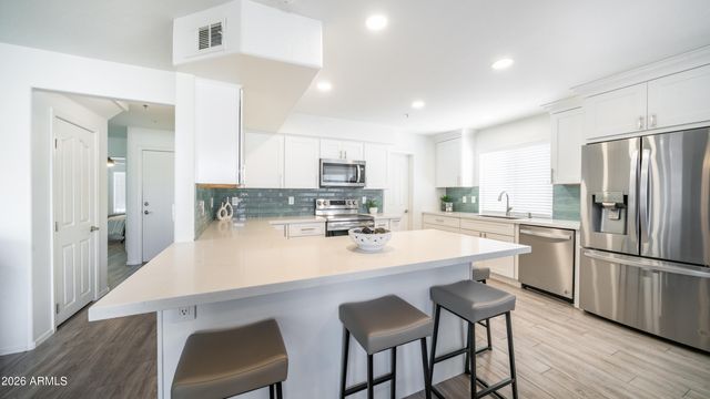 7516 E CHRISTMAS CHOLLA Drive, Scottsdale, AZ 85255