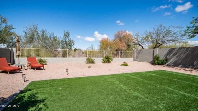 7516 E CHRISTMAS CHOLLA Drive, Scottsdale, AZ 85255