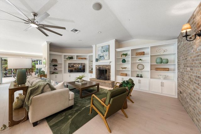 1543 STURBRIDGE COURT, Dunedin, FL 34698