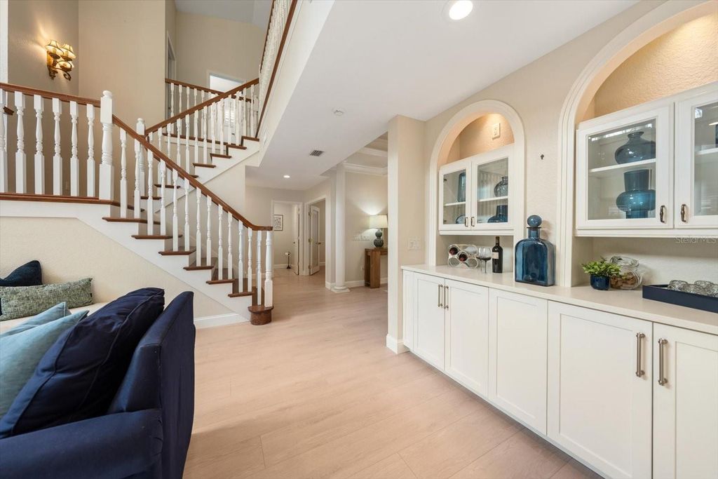 Image 11 of property listing at 1543 STURBRIDGE COURT, Dunedin, FL 34698