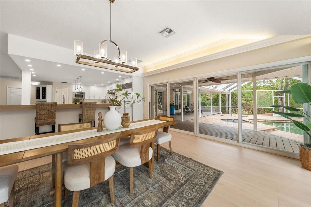 Image 35 of property listing at 1543 STURBRIDGE COURT, Dunedin, FL 34698