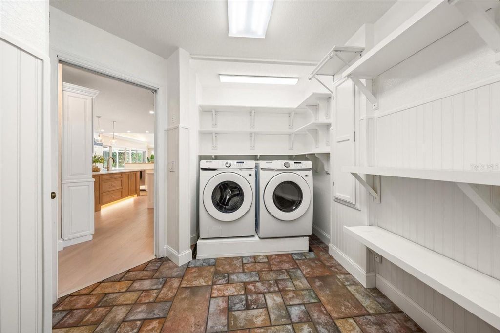 Image 44 of property listing at 1543 STURBRIDGE COURT, Dunedin, FL 34698