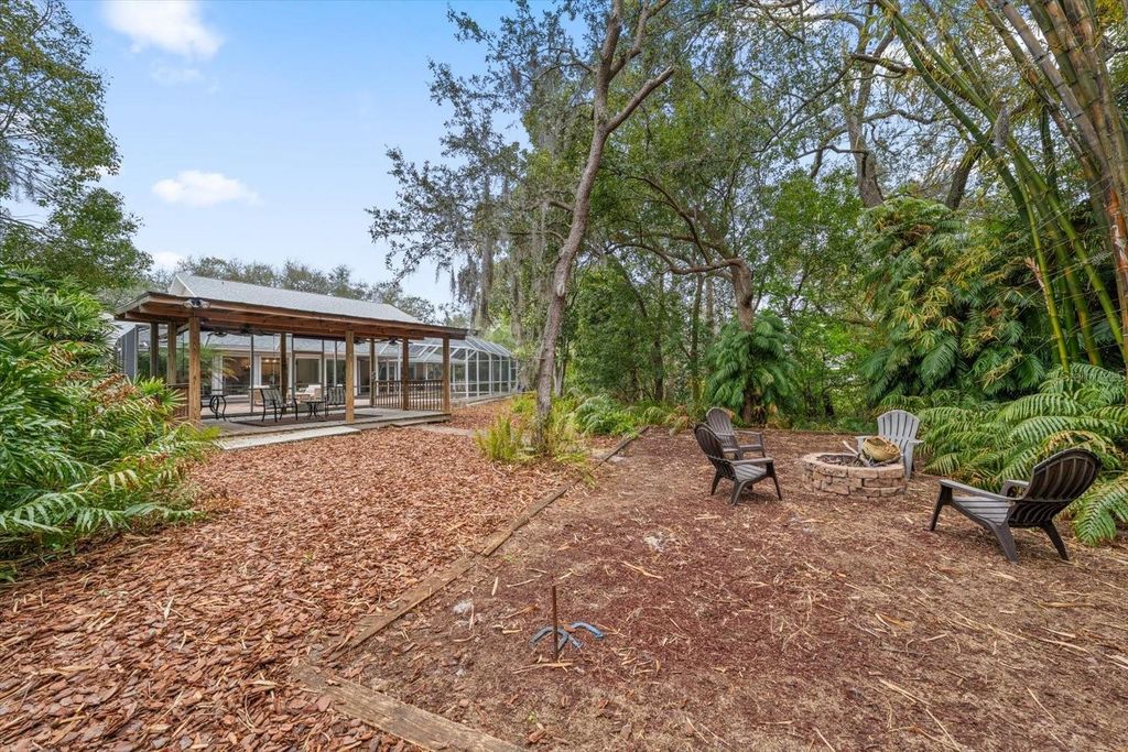 Image 83 of property listing at 1543 STURBRIDGE COURT, Dunedin, FL 34698