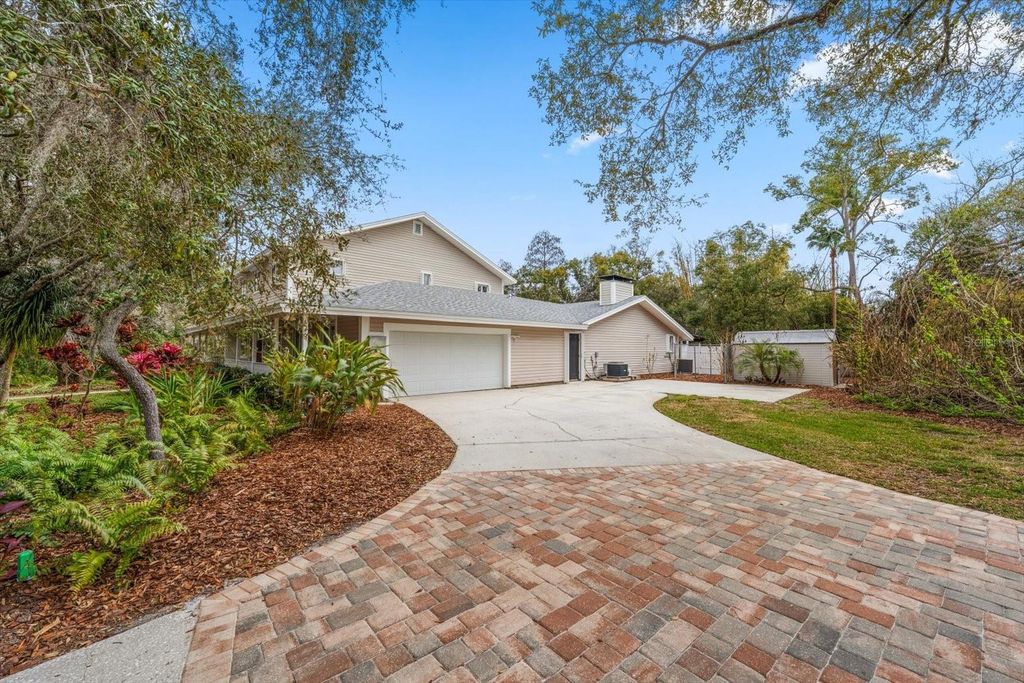 Image 87 of property listing at 1543 STURBRIDGE COURT, Dunedin, FL 34698