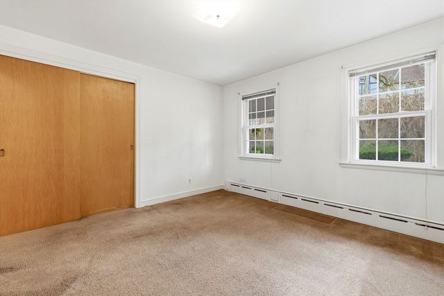 14 Schofield Dr, Newton, MA 02460