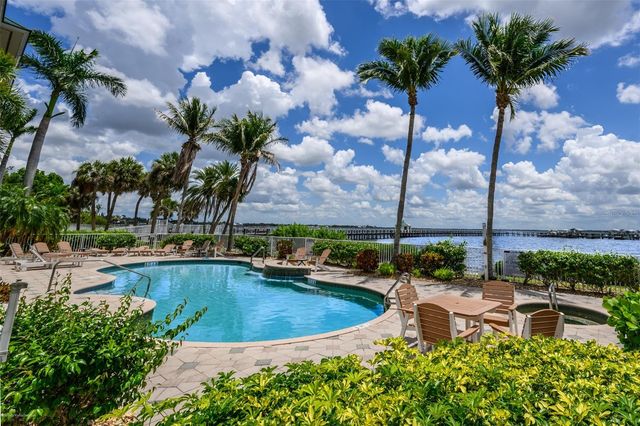 5116 MELBOURNE STREET B303, Punta Gorda, FL 33980