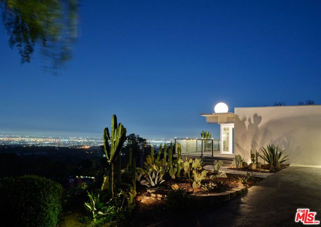 12 Deerhill Drive, Palos Verdes/peninsula, CA 90274
