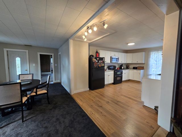65 Benton Road, Haverhill, NH 03774