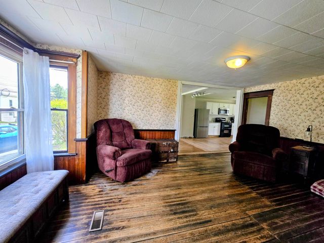 65 Benton Road, Haverhill, NH 03774