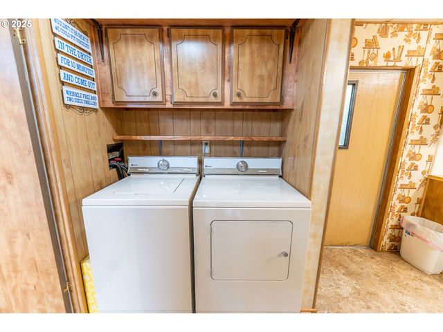 1600 RHODODENDRON Dr 207, Florence, OR 97439