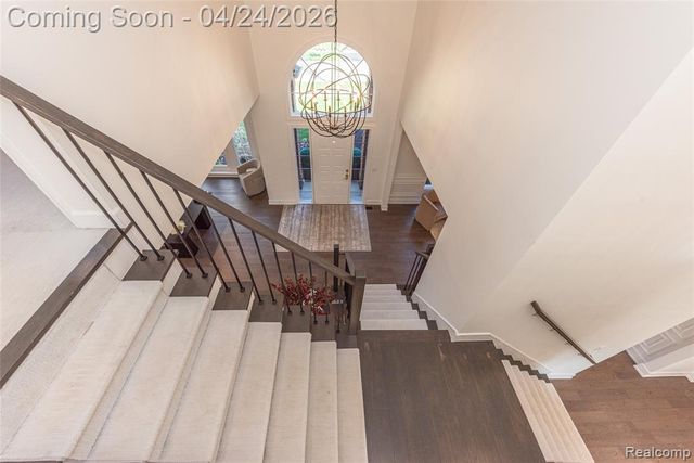 45711 Bristol Circle, Novi, MI 48377